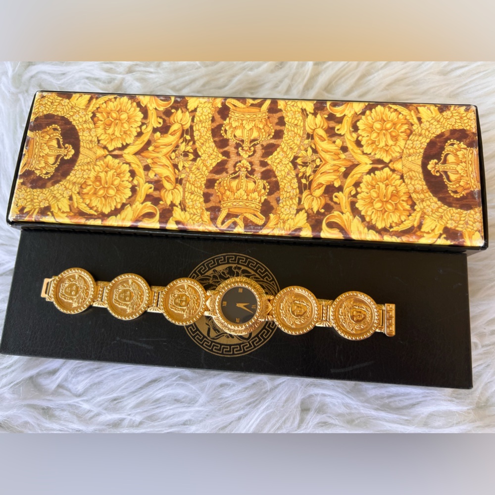 NWOT Gianni Versace Signature Medusa Head - Picture 3 of 5